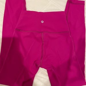 Cute Hot pink Wunder Under Lulu Lemon leggings. Size 2
